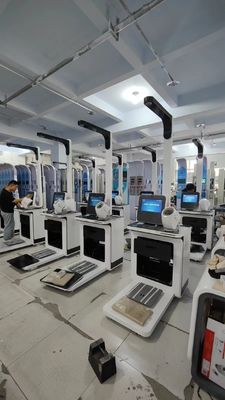 MAX 700*1200*2400mm Telemedicina con pantalla táctil Quiosco para evaluaciones de salud personalizadas