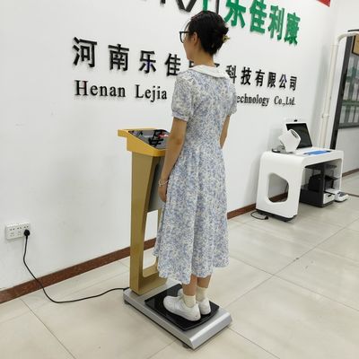 Escala de peso de las monedas para el cuerpo humano y el equipaje de equipaje con un peso de 300 kg de carga nominal