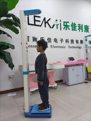 Soporte personalizado OEM Niño Escala de altura y peso para estudiantes de preescolar