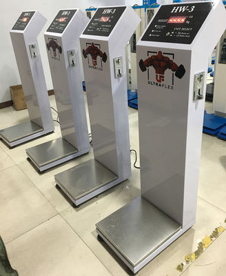 Conveniente máquina de venta de peso operada por moneda para pesas de equipaje en hoteles y aeropuertos