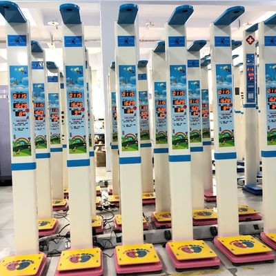 Escala pediátrica para medir con precisión la altura y el peso de los niños