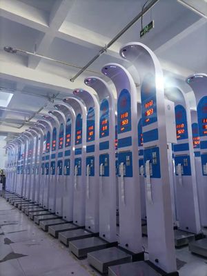 Soporte personalizado N.W. 42KG Máquina digital de altura y peso para los requisitos finales