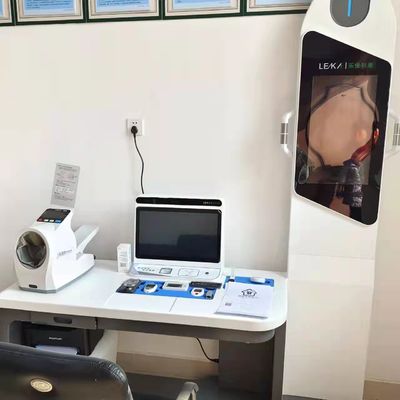 Estación de control del cuerpo de telemedicina todo en uno con escala de altura y peso por ultrasonidos