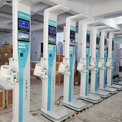 Escala de peso digital humana de farmacia con pantalla táctil LCD y fuente de alimentación AC100-240V
