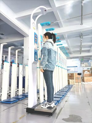 Tamaño de la plataforma 33*55cm LEKA Moneda Operada Alturas Peso IMC Balanzas de medición para farmacia
